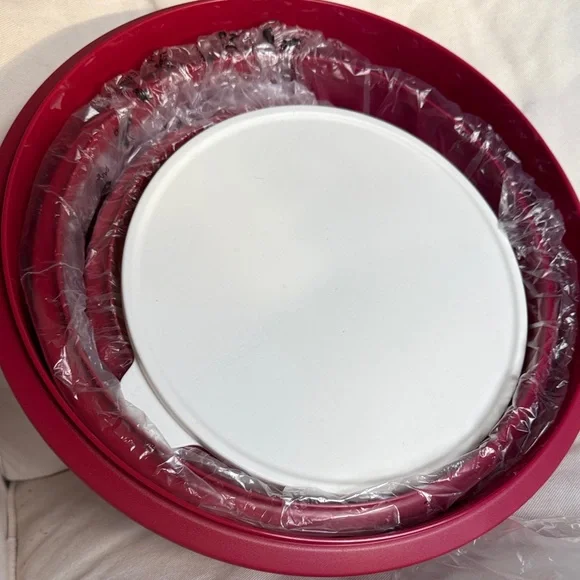 Tupperware 3 Bowl Set with White Lids With Splash Guard For Smallest One - Picture 3 of 11